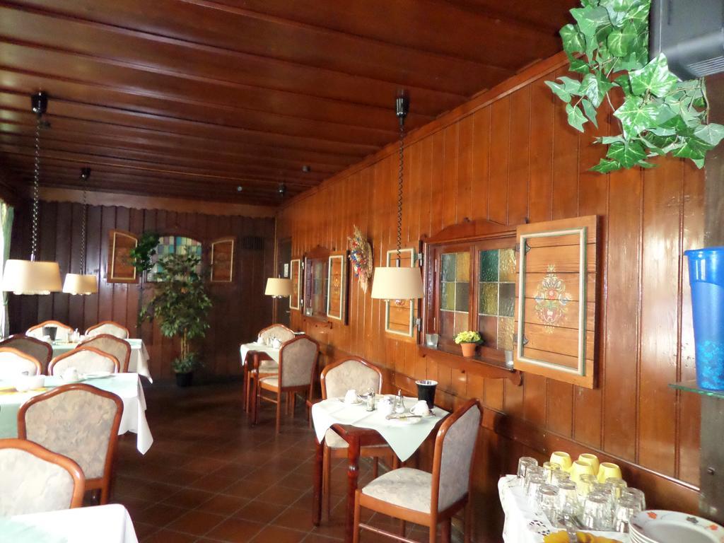 Hotel Zur Sonne คอตต์บุส ภายนอก รูปภาพ